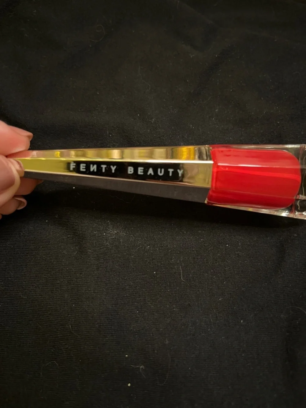 Fenty Beauty Stunna Lip Paint Liquid Lipstick in Uncensored - Picture 2 of 4